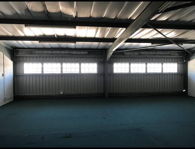 290M² WAREHOUSE RENTED IN BRIARDENE